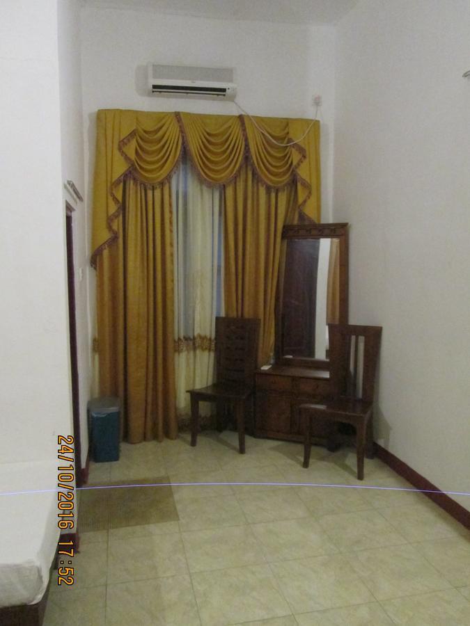 Hotel Blue Whale Jaffna Ngoại thất bức ảnh