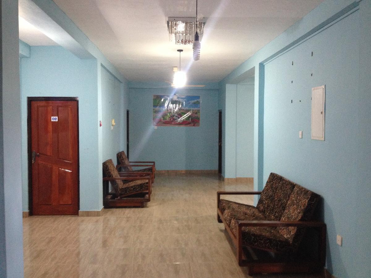 Hotel Blue Whale Jaffna Ngoại thất bức ảnh