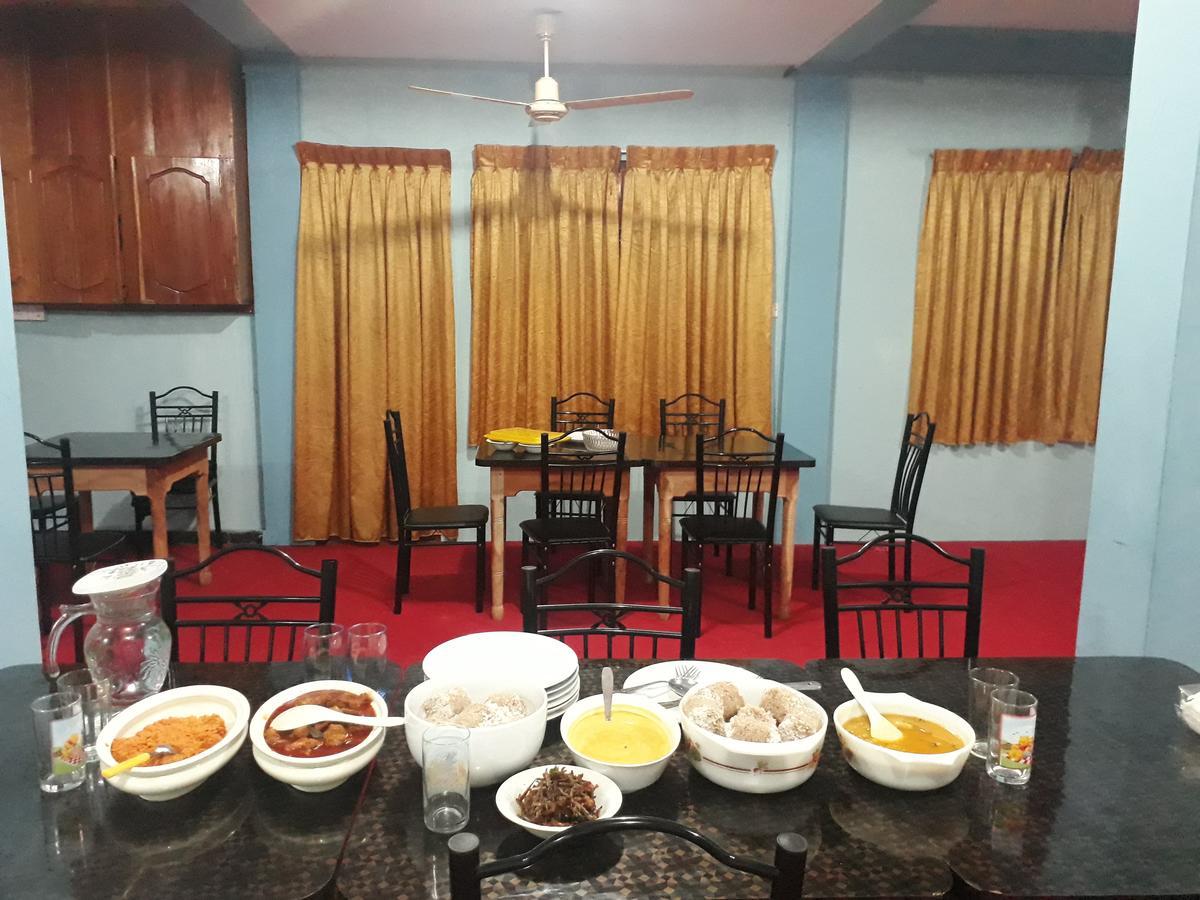 Hotel Blue Whale Jaffna Ngoại thất bức ảnh