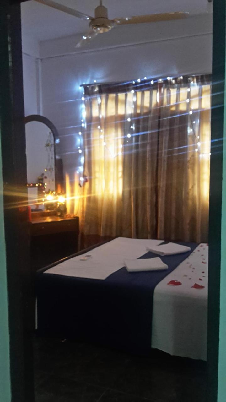 Hotel Blue Whale Jaffna Ngoại thất bức ảnh